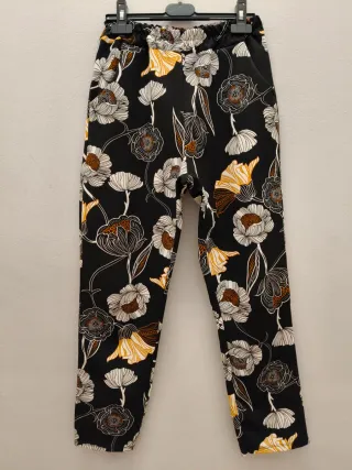 Stupendi Pantaloni morbidi fioriti Tg. S
