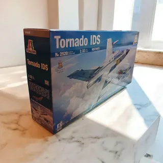Italeri Tornado IDS 1:32
