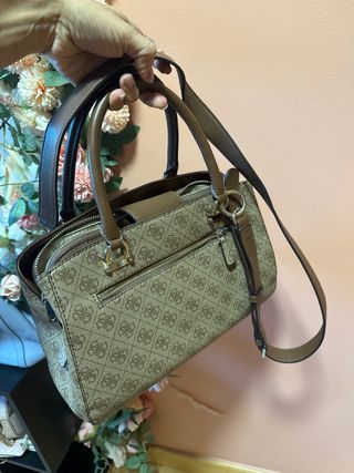 Bolso Guess Beige y Marrón