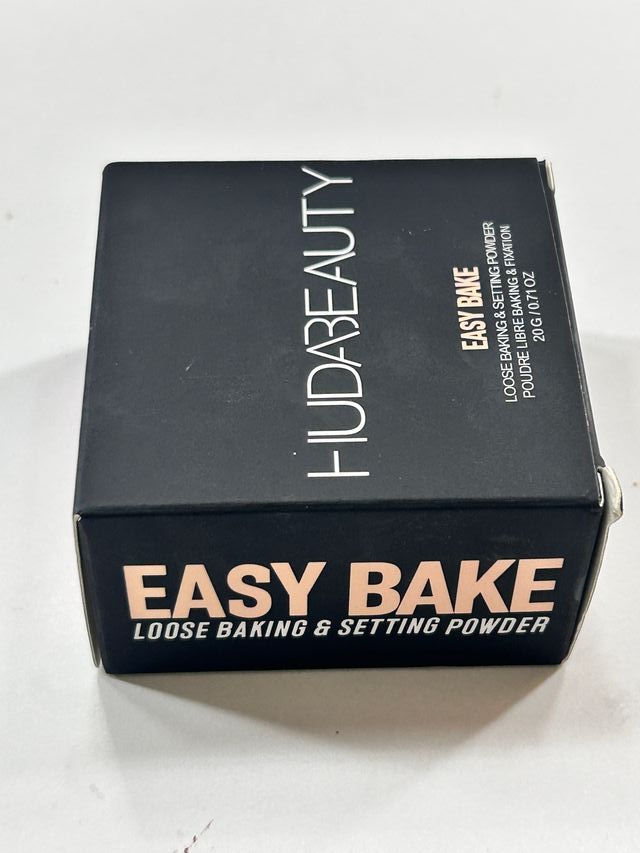 Huda Beauty Easy Bake Polvos Sueltos