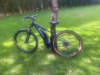 Bicicleta Eléctrica Cube