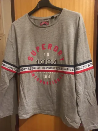 Superdry Camiseta Manga Larga Gris y Roja
