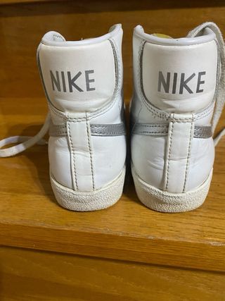 Nike Blazer Mid Zapatillas Blancas Plata