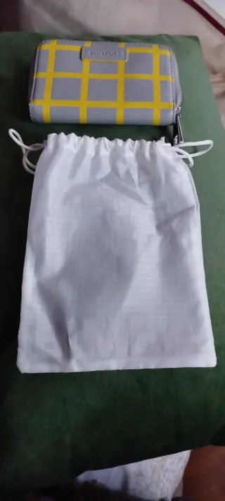 Billetero monedero Bimba y Lola gris y amarillo