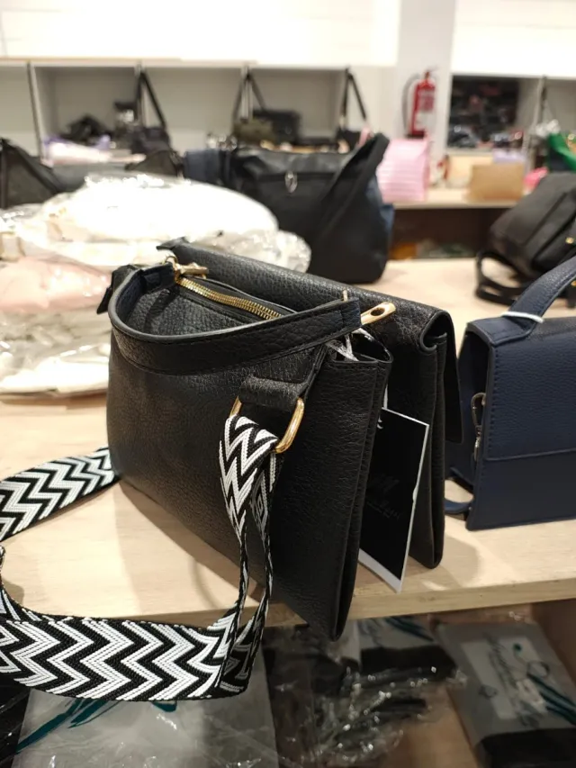 Bolso negro mujer nuevo