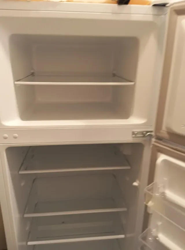 Nevera Hisense con congelador