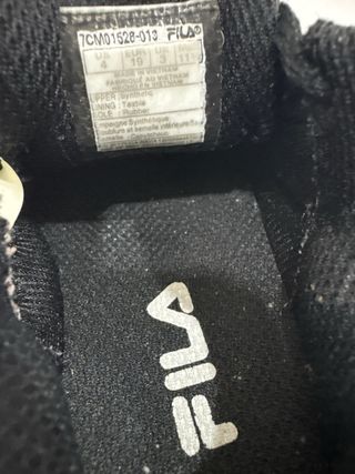 Scarpe Fila neonata nere vernice