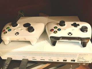 Xbox One S Blanca 1 Tb + 2 Mandos Originales
