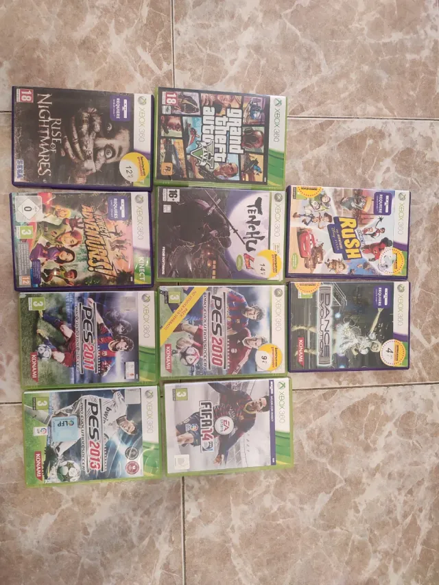 Xbox 360 Slim 250GB + Kinect + 10 juegos.