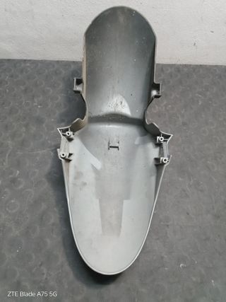 Parafango anteriore Kymco Agility 50 125 graffi