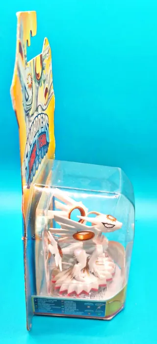 Lotto 7 Skylanders Trap Team Spotlight Luce Master