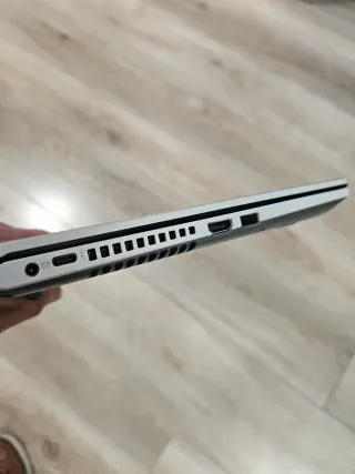 Portátil Asus Vivobook F415EA-EK153