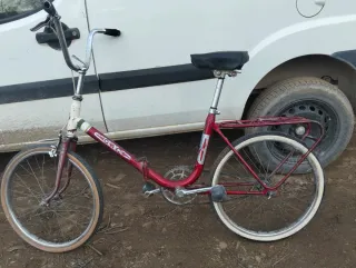 Bicicleta antigua plegable