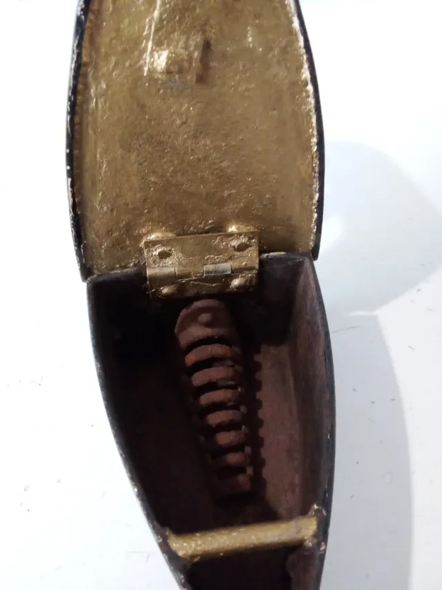 Plancha antigua de hierro