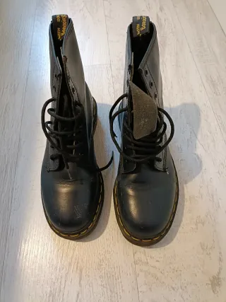 Botas Dr. Martens azul oscuro Talla 5 o 38