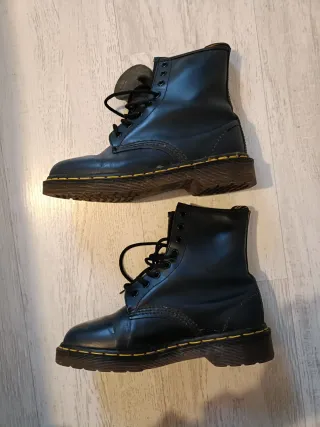 Botas Dr. Martens azul oscuro Talla 5 o 38