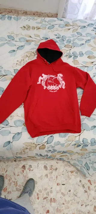 Sudadera Roja Sevilla Street Roller