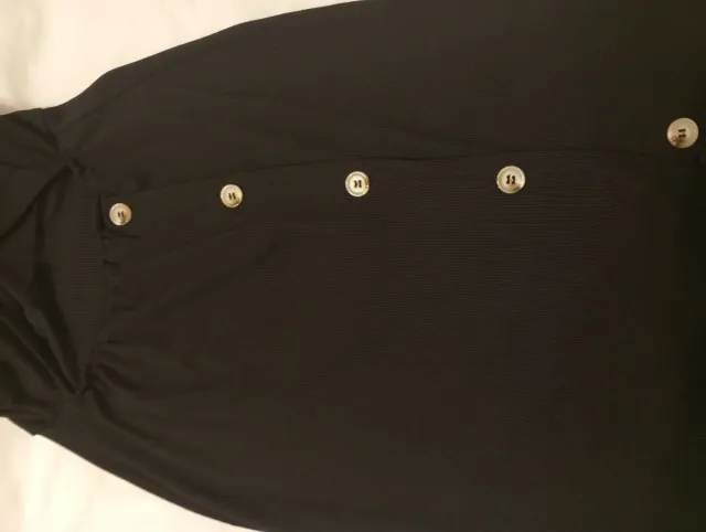 Vestido midi negro cut-out