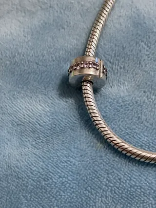 Charm Clip con brillantes rosa