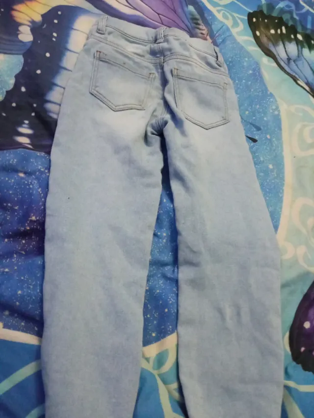 Pantalón Vaqueros niña 4 años azul claro