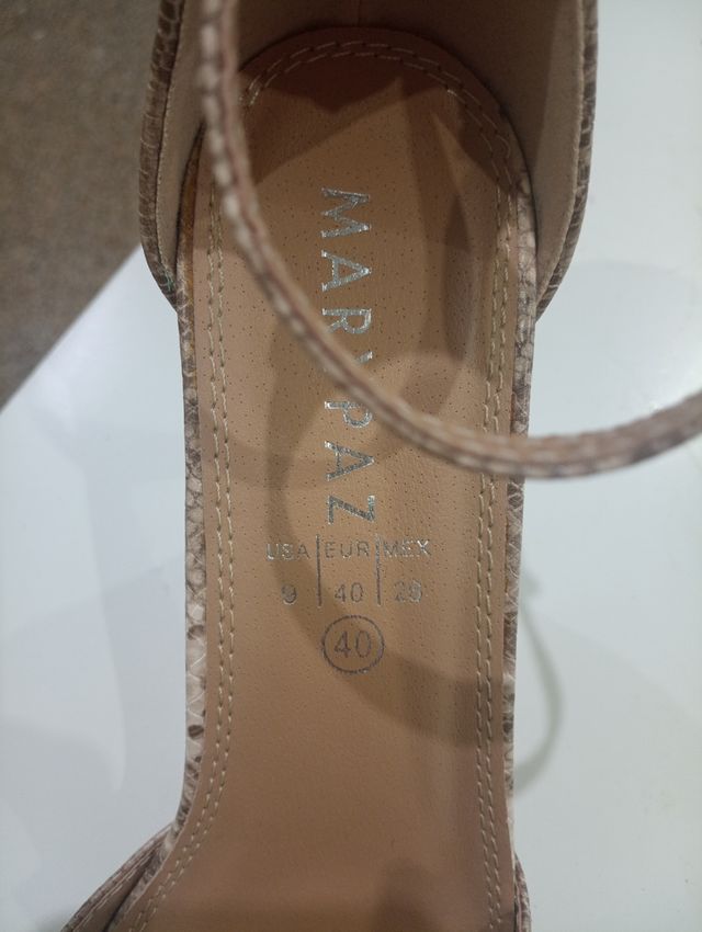 Zapatos tacón Marypaz piel serpiente beige