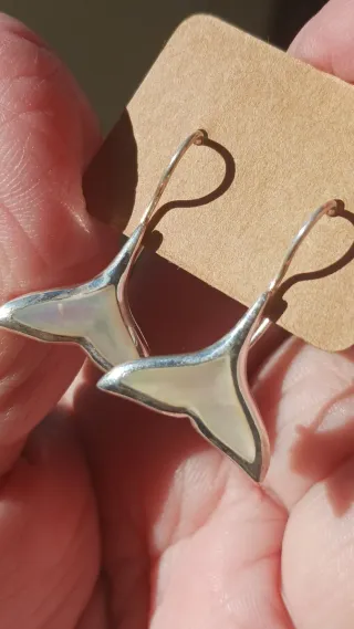 Pendientes Plata y Nácar Cola de Ballena