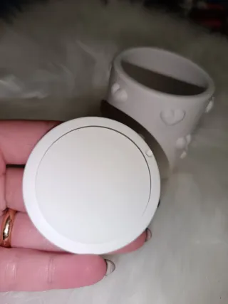 Barattolo in gesso ceramico con cuori