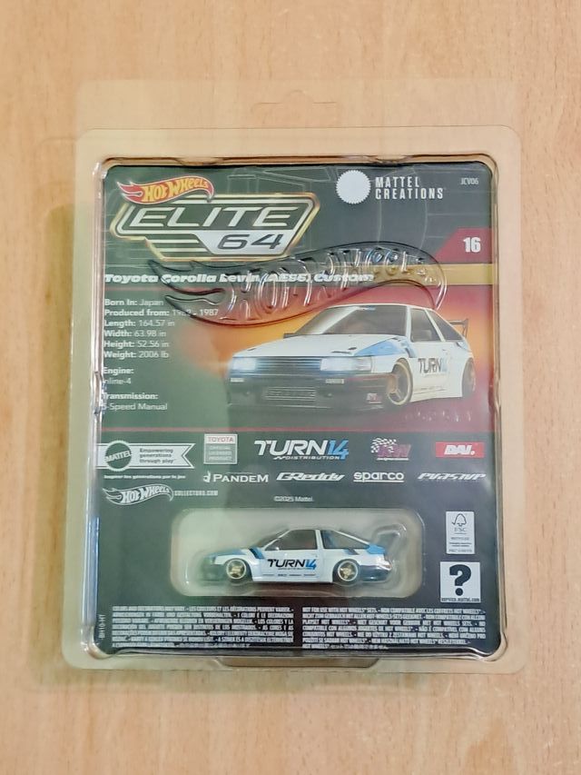 Hot Wheels Elite 64 Toyota Corolla Levin AE86