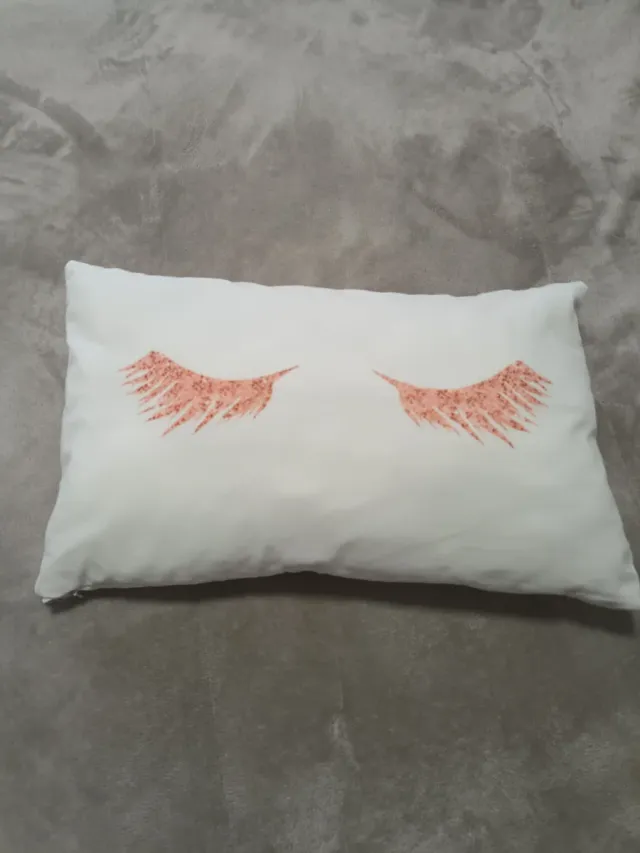 Cojín Geométrico Gris y Rosa