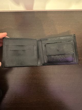 Cartera Boss Negra