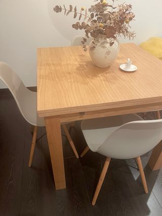 2 Sillas Beige/topo, color especial q no hay.