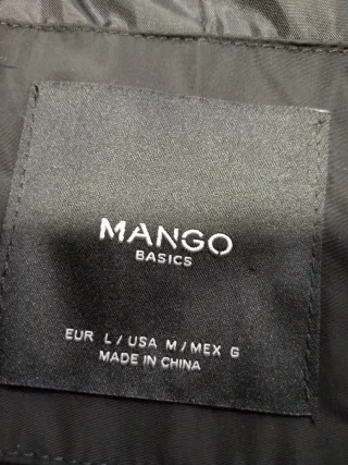 Cazadora negra acolchada