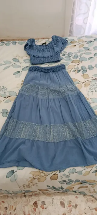 Conjunto Falda, Top y Cinturón Hecho a Mano