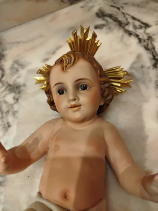 Niño Jesús con capazo de esparto