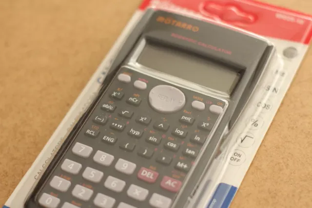 Calculadora Científica MÖTARRO