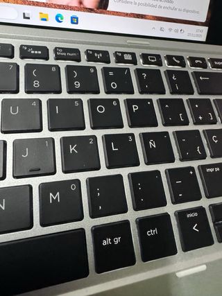 HP Elite X2 i5 8GB 256GB SSD Windows 11