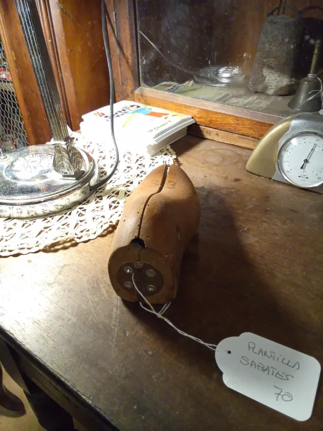 Plantilla de zapato de madera