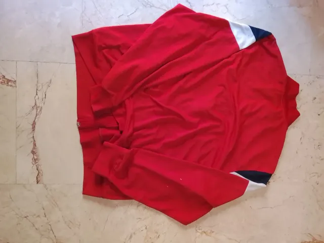 Chaqueta Nike Roja con Rayas