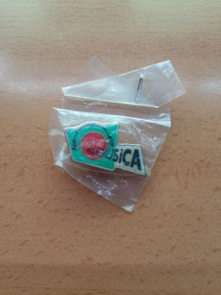 Colección de pins (pines) Coca-Cola es la Música