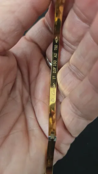 Pulsera tipo Cartier bañado en Oro con Tornillo