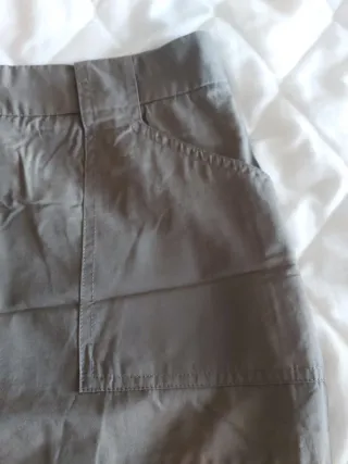 Saia da Globe Verde Oliva