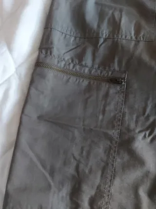 Saia da Globe Verde Oliva