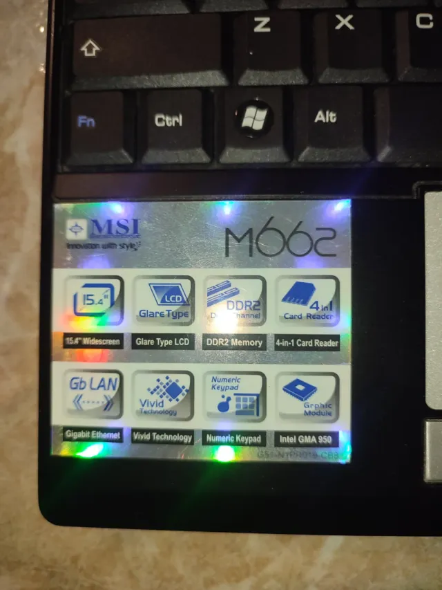 Portátil MSI M662 – Funciona – Ideal para oficina