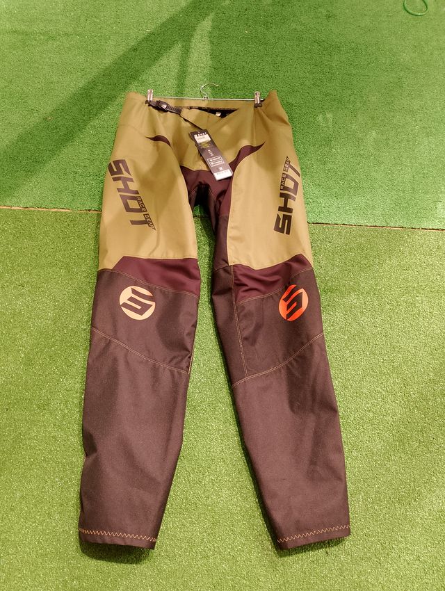 Pantalón Shot Talla M/38