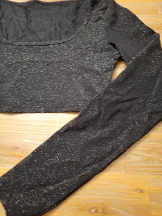 Top Negro Brillante Manga Larga