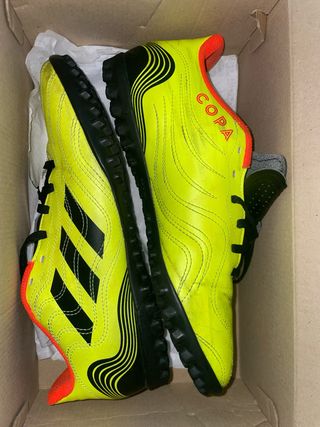 Adidas Copa multitacos fútbol amarillo