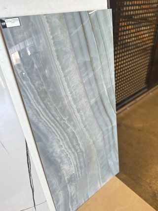 Azulejo porcelánico azul pulido 60x120 rectificado