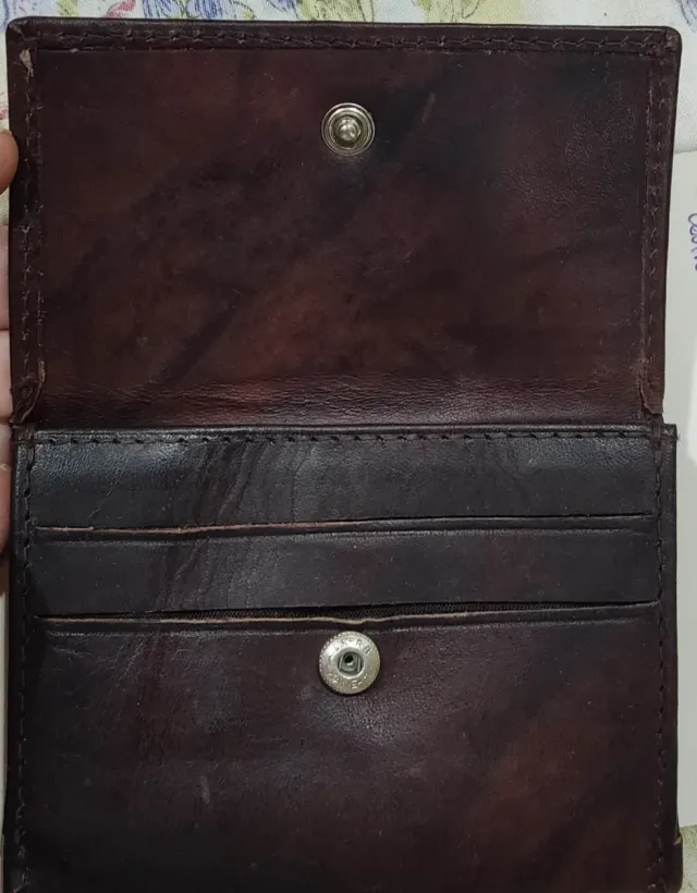 Cartera de cuero 6 compartimentos