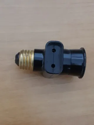 Portalampada con doppia presa