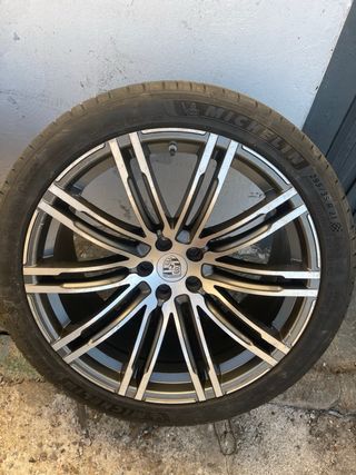 Llantas Porsche 295/35 R21 Michelin Pilot Sport 4